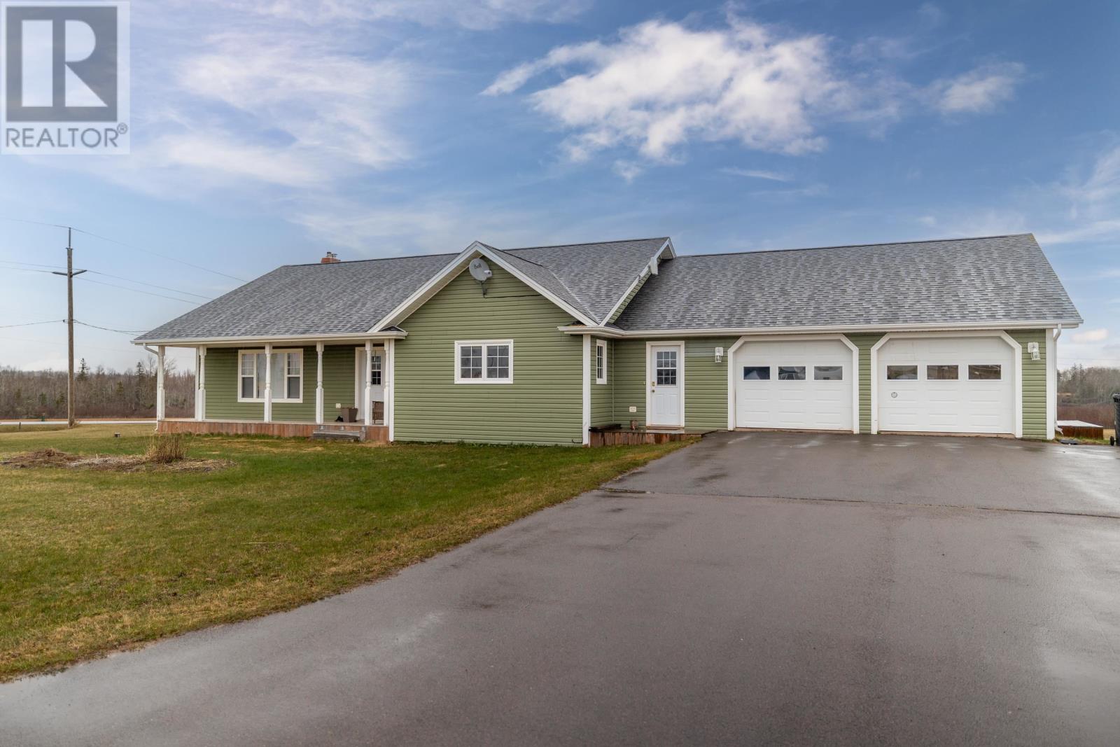 3260 48 Road, Elliottvale, Prince Edward Island  C0A 1T0 - Photo 2 - 202509797