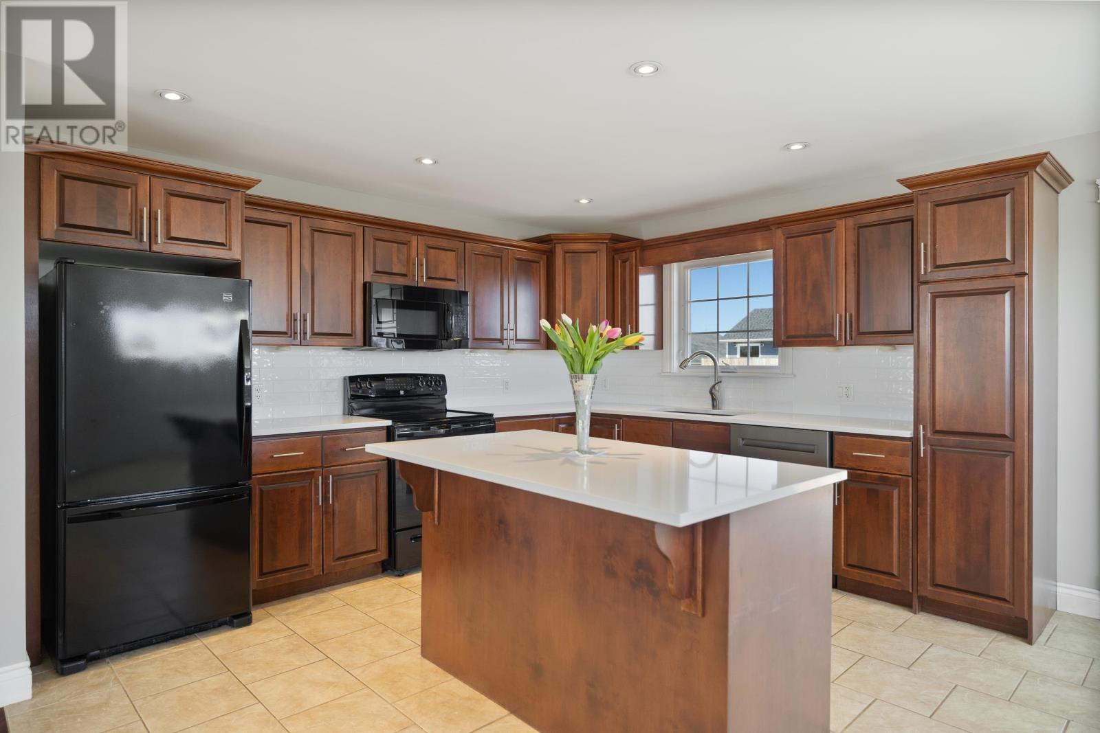 20 Robertson Road, East Royalty, Prince Edward Island  C1C 0B3 - Photo 9 - 202509804