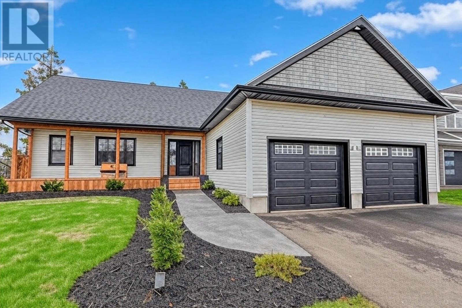41 Meadow Lane, Charlottetown, Prince Edward Island  C1E 2H7 - Photo 1 - 202509835