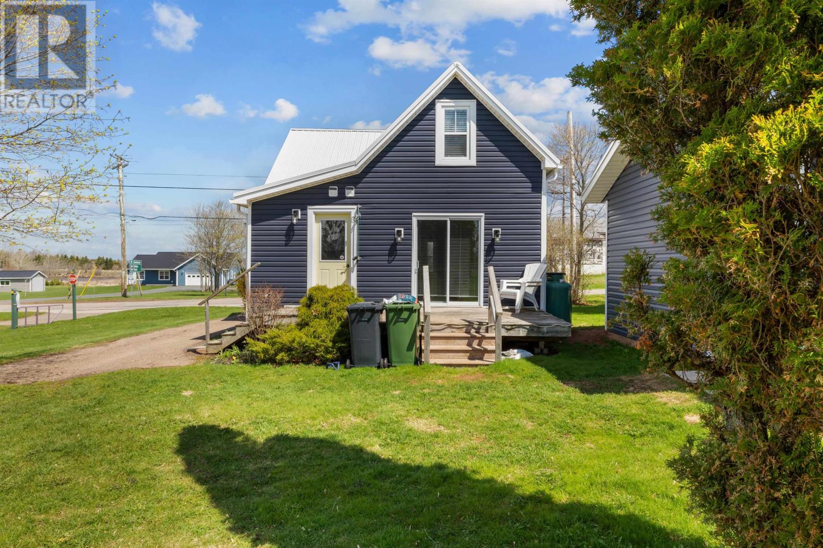 14 South Main Street, Mount Stewart, Prince Edward Island  C0A 1T0 - Photo 5 - 202509845