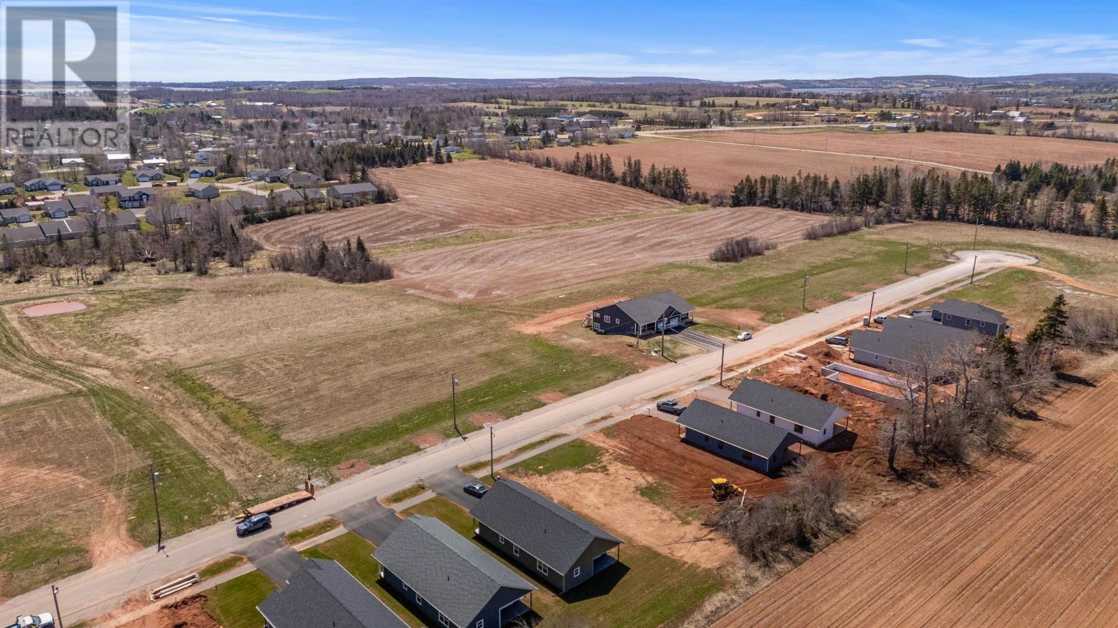 21-22b Samantha Lane, Cornwall, Prince Edward Island  C0A 1H4 - Photo 5 - 202509849