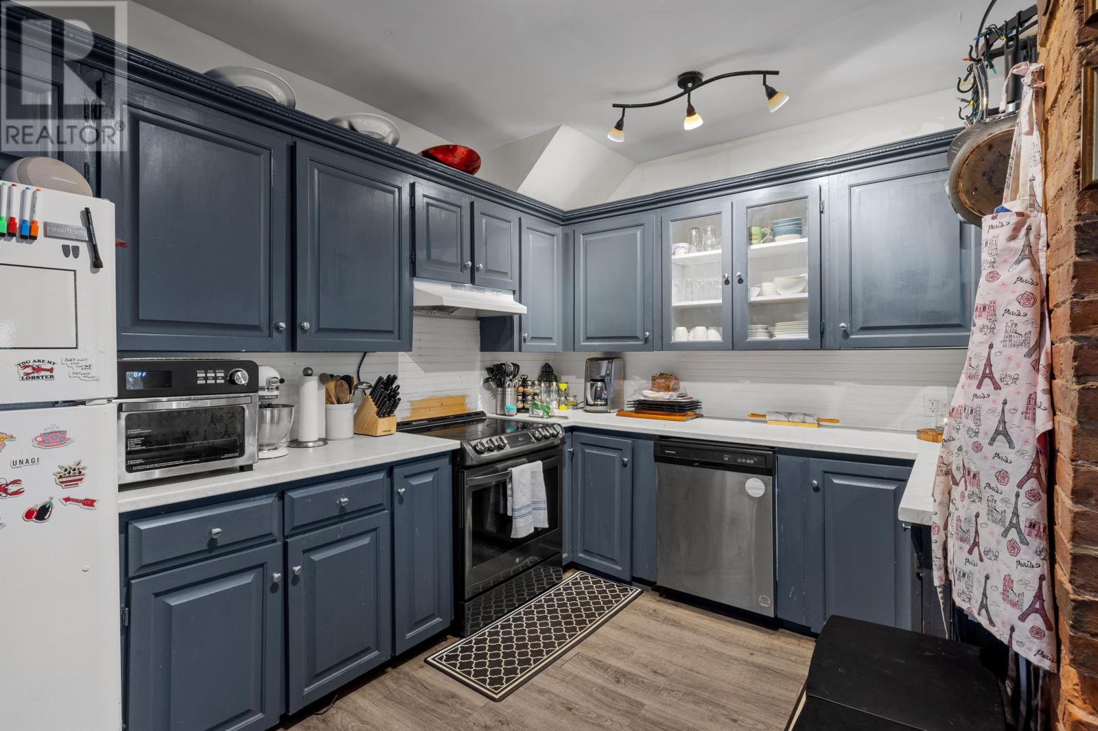 274 Sydney Street, Charlottetown, Prince Edward Island  C1A 1H2 - Photo 9 - 202509896