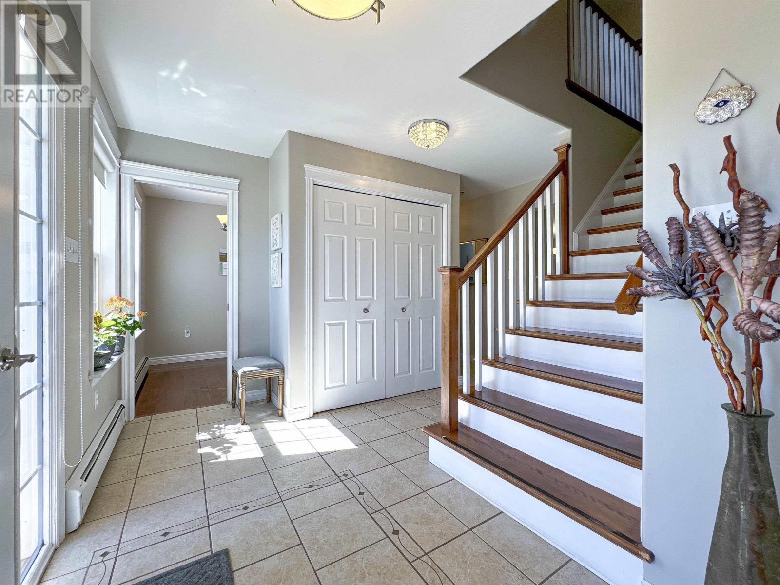55 Sheffield Crescent, Charlottetown, Prince Edward Island  C1E 2G8 - Photo 4 - 202510068