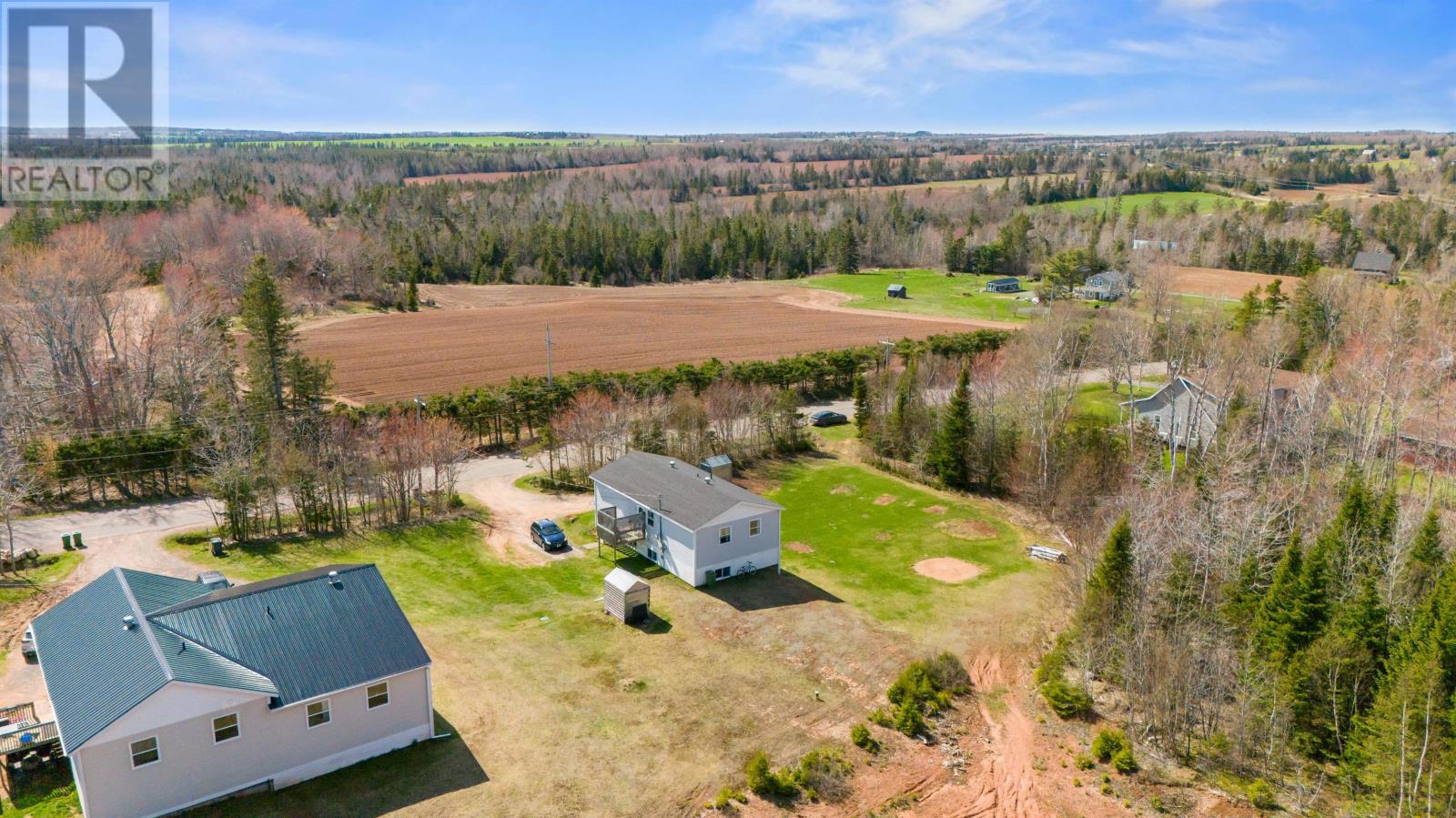 5819-21 Campbell Road, Victoria Cross, Prince Edward Island  C0A 1R0 - Photo 3 - 202510316