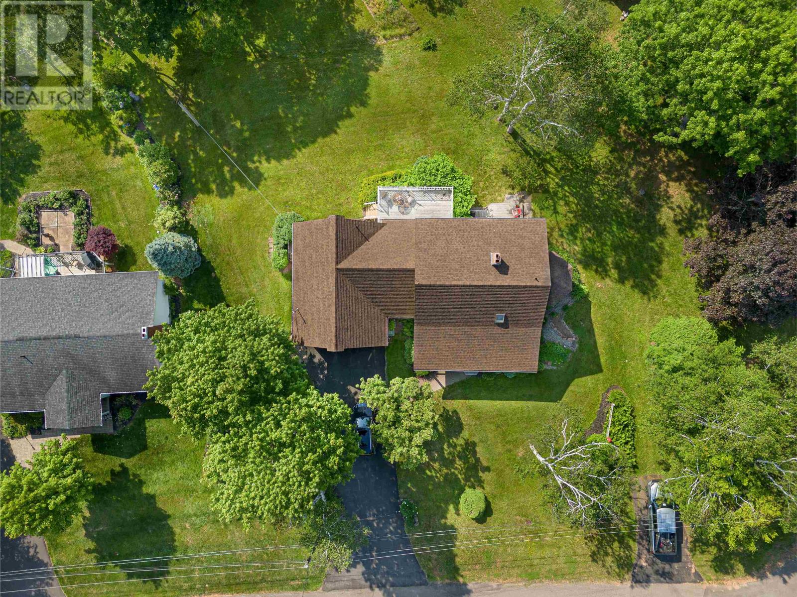 2 Altavista, Charlottetown, Prince Edward Island  V1E 1M9 - Photo 3 - 202510407