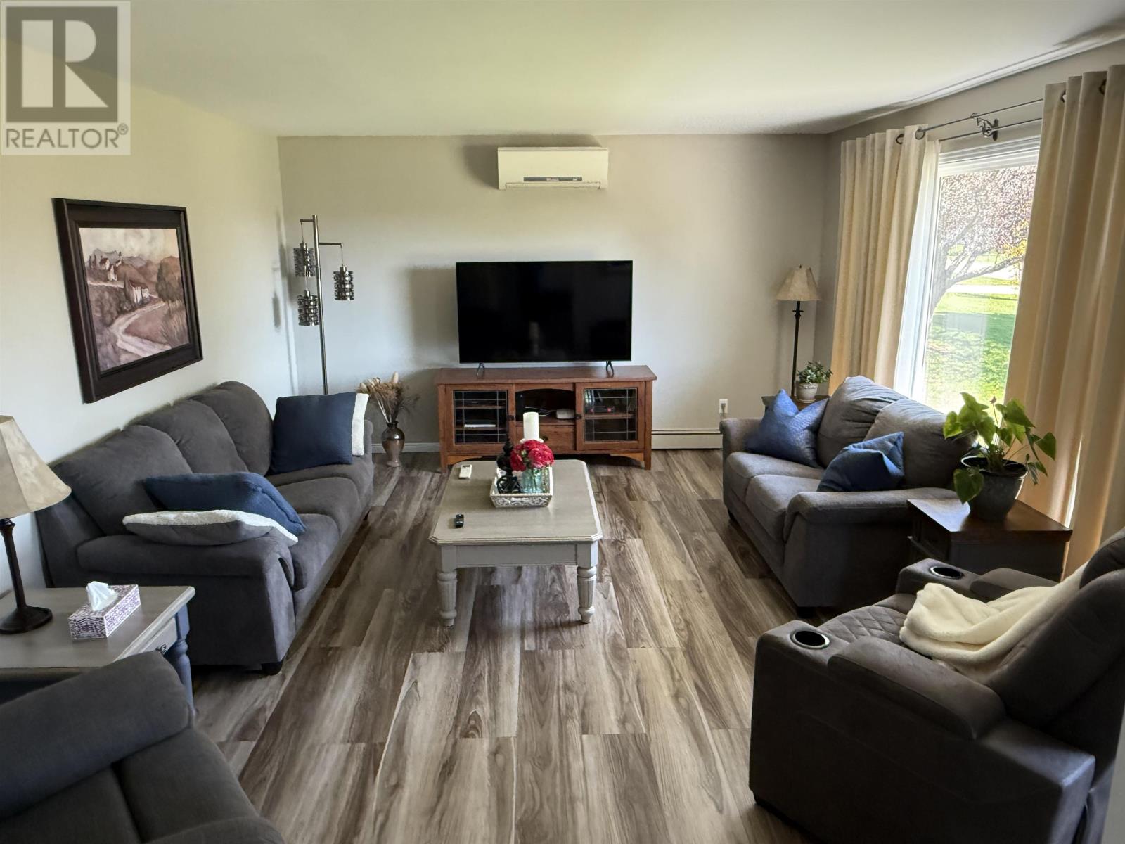 35 Maplewood Heights, Summerside, Prince Edward Island  C1N 5E7 - Photo 6 - 202511162