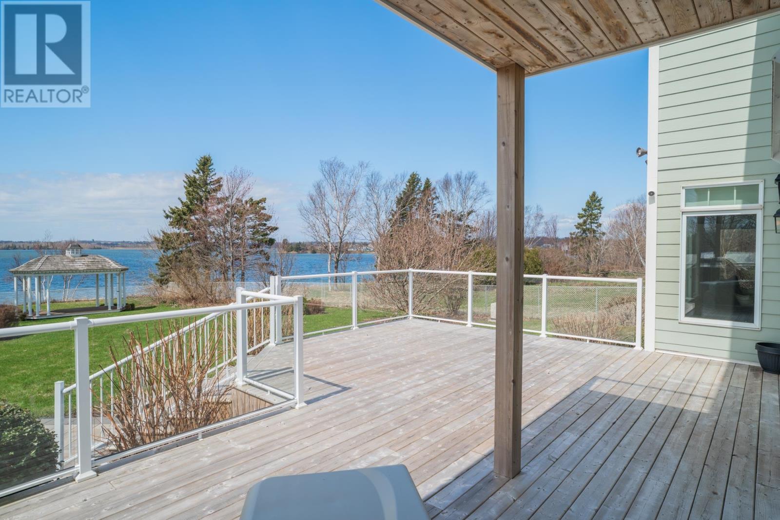 48 Maplewood Crescent, Charlottetown, Prince Edward Island  C1A 2X5 - Photo 42 - 202511821