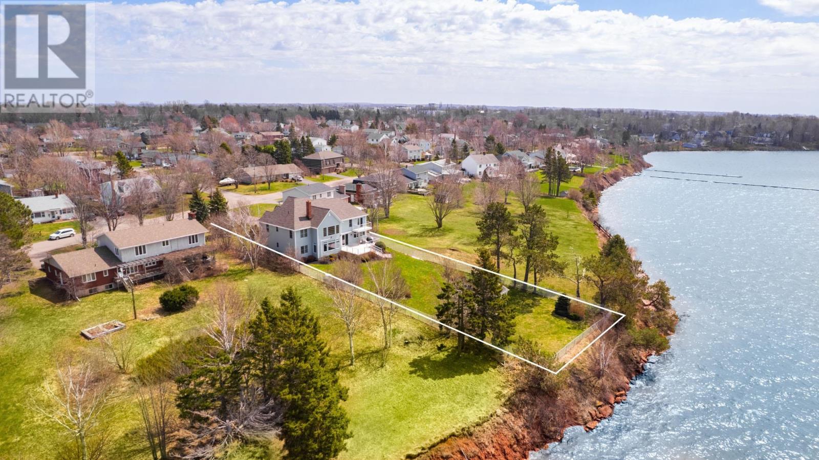 48 Maplewood Crescent, Charlottetown, Prince Edward Island  C1A 2X5 - Photo 47 - 202511821