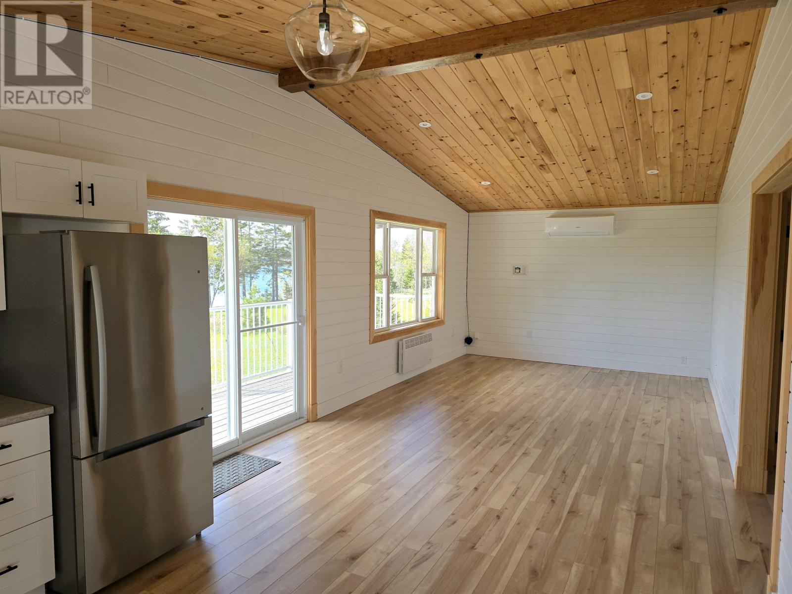 199 Oyster Bed Park Drive, Wheatley River, Prince Edward Island  C0A 1N0 - Photo 5 - 202512092