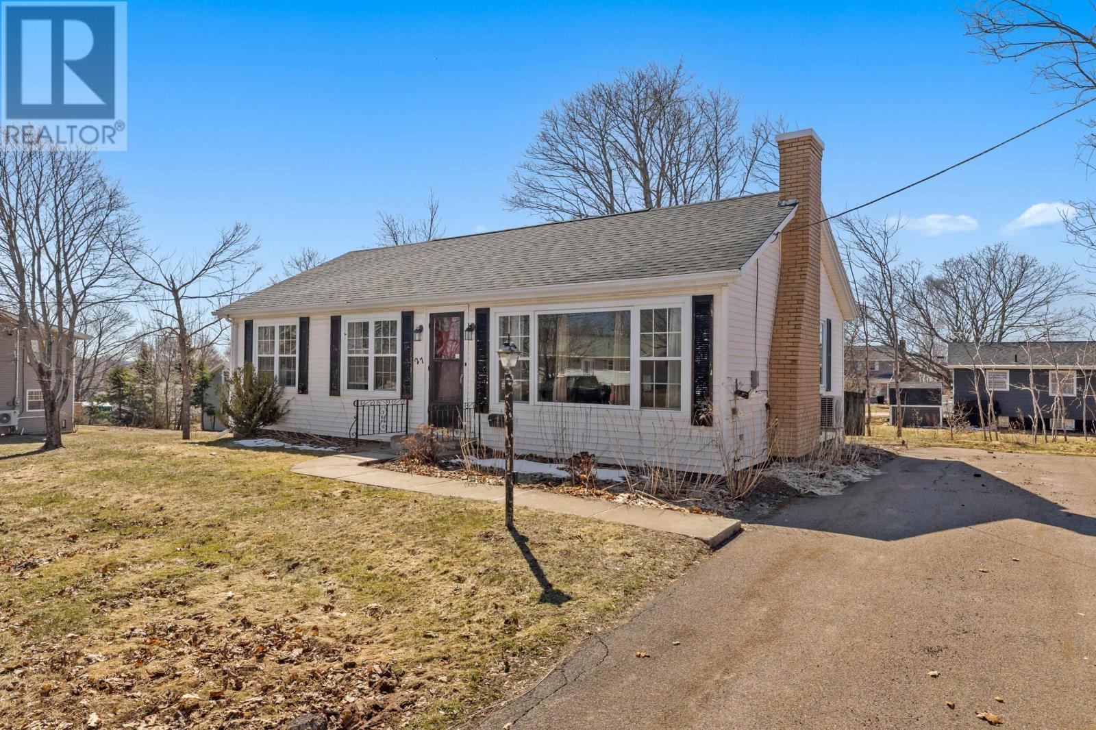 27 Brows Lane, Charlottetown, Prince Edward Island  C1A 6M5 - Photo 2 - 202512099