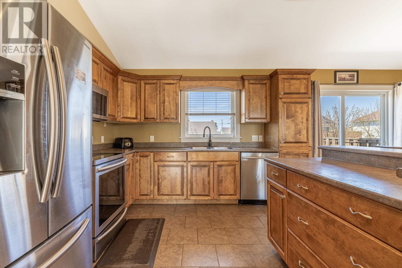 31 Doiron Drive, Charlottetown, Prince Edward Island  C1E 0A7 - Photo 8 - 202512145