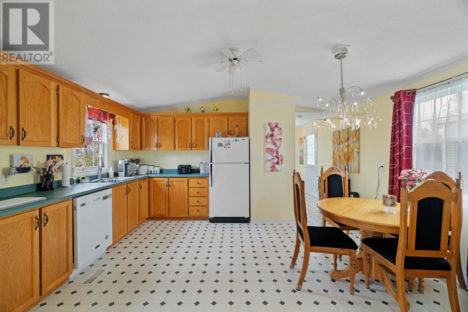 9 Cartier Avenue, North River, Prince Edward Island  C0A 1H5 - Photo 8 - 202512155