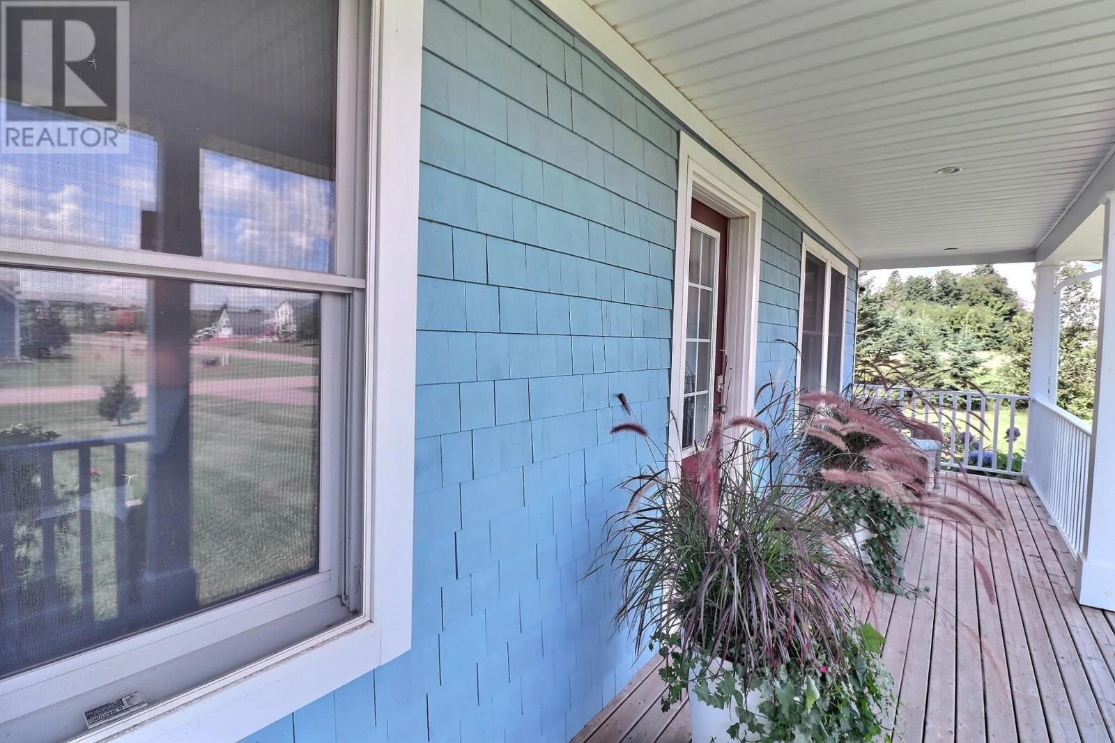 20 Bardin Street, Victoria, Prince Edward Island  C0A 2G0 - Photo 2 - 202512186