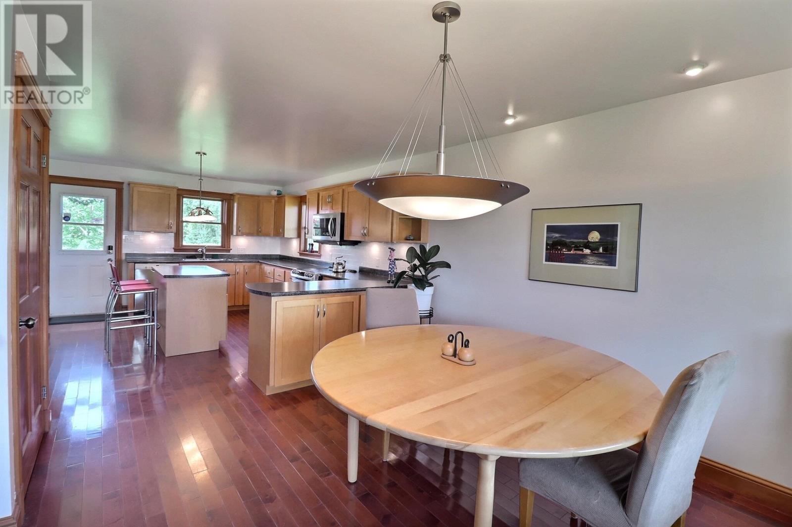 20 Bardin Street, Victoria, Prince Edward Island  C0A 2G0 - Photo 4 - 202512186