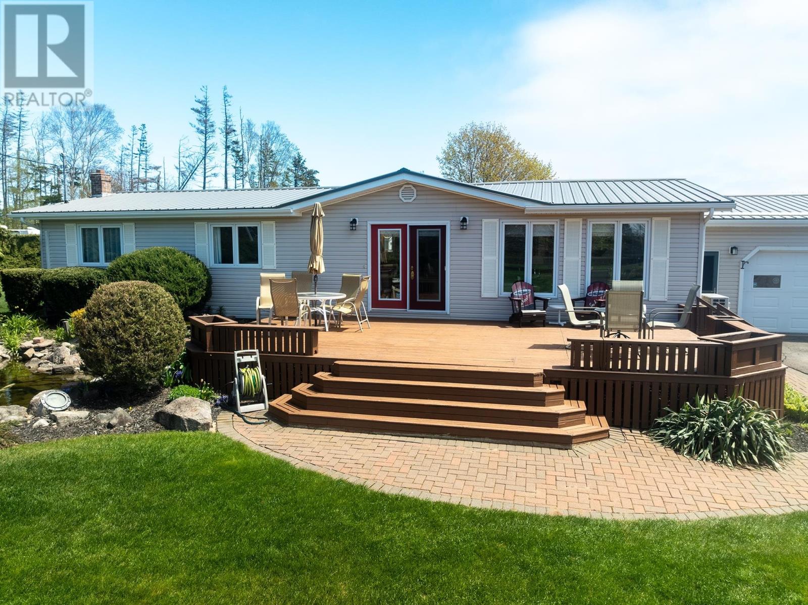 58 Blanchard Lane, Stanhope, Prince Edward Island  C0A 1P0 - Photo 2 - 202512241