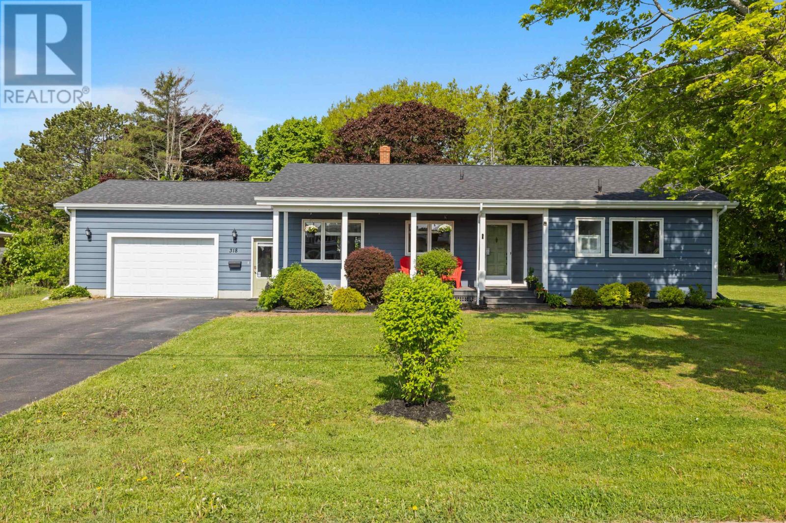 318 High Street, Summerside, Prince Edward Island  C1N 2R1 - Photo 1 - 202513867