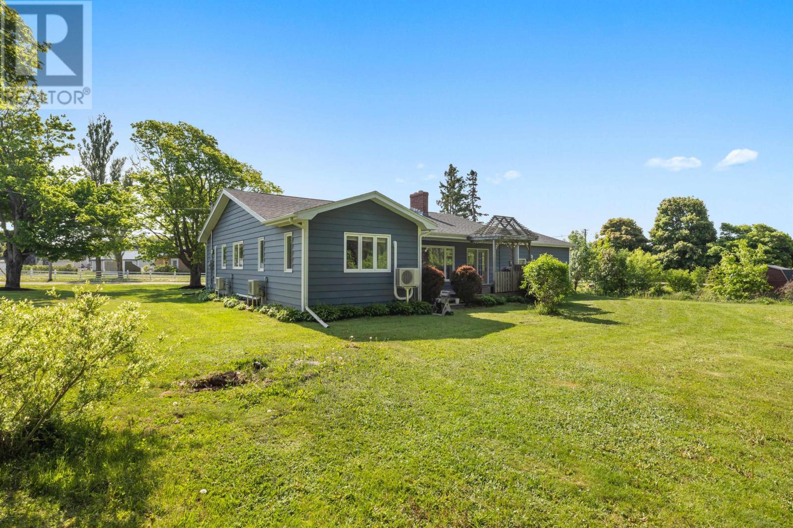 318 High Street, Summerside, Prince Edward Island  C1N 2R1 - Photo 2 - 202513867