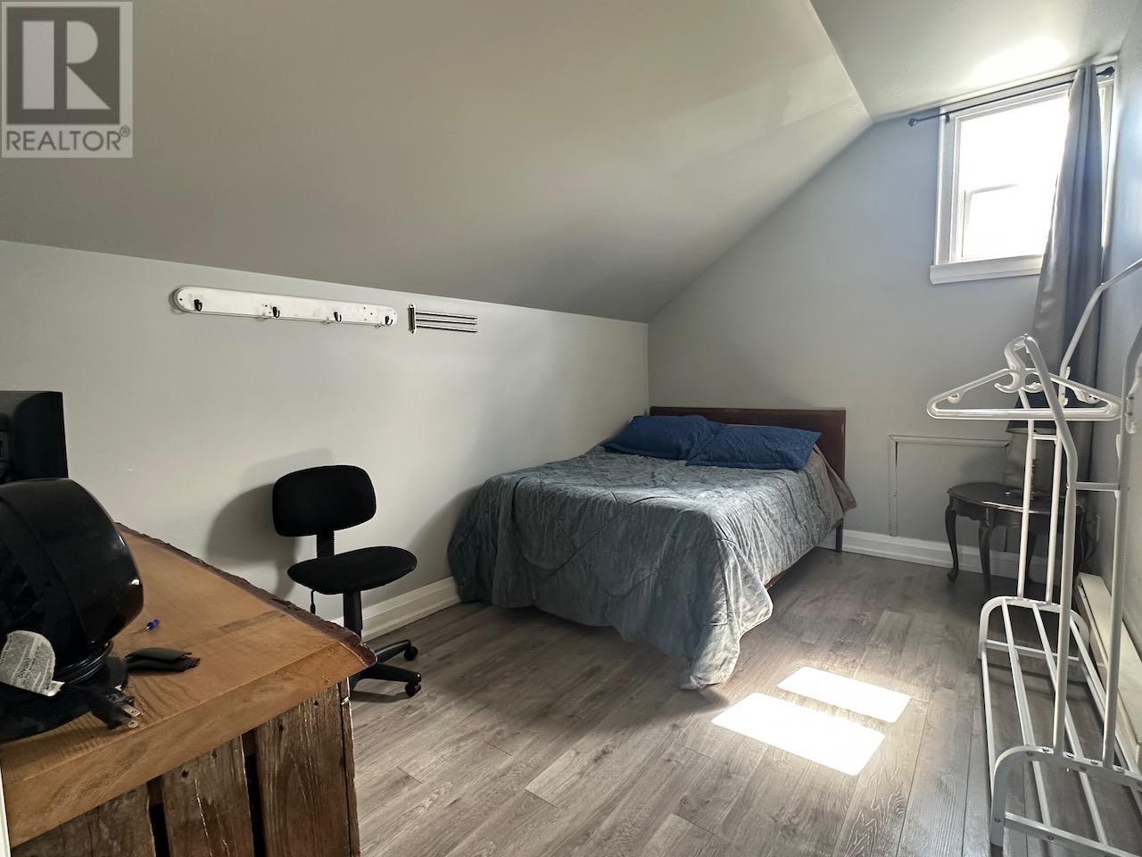 33 Knights Avenue, Souris, Prince Edward Island  C0A 2B0 - Photo 11 - 202513892