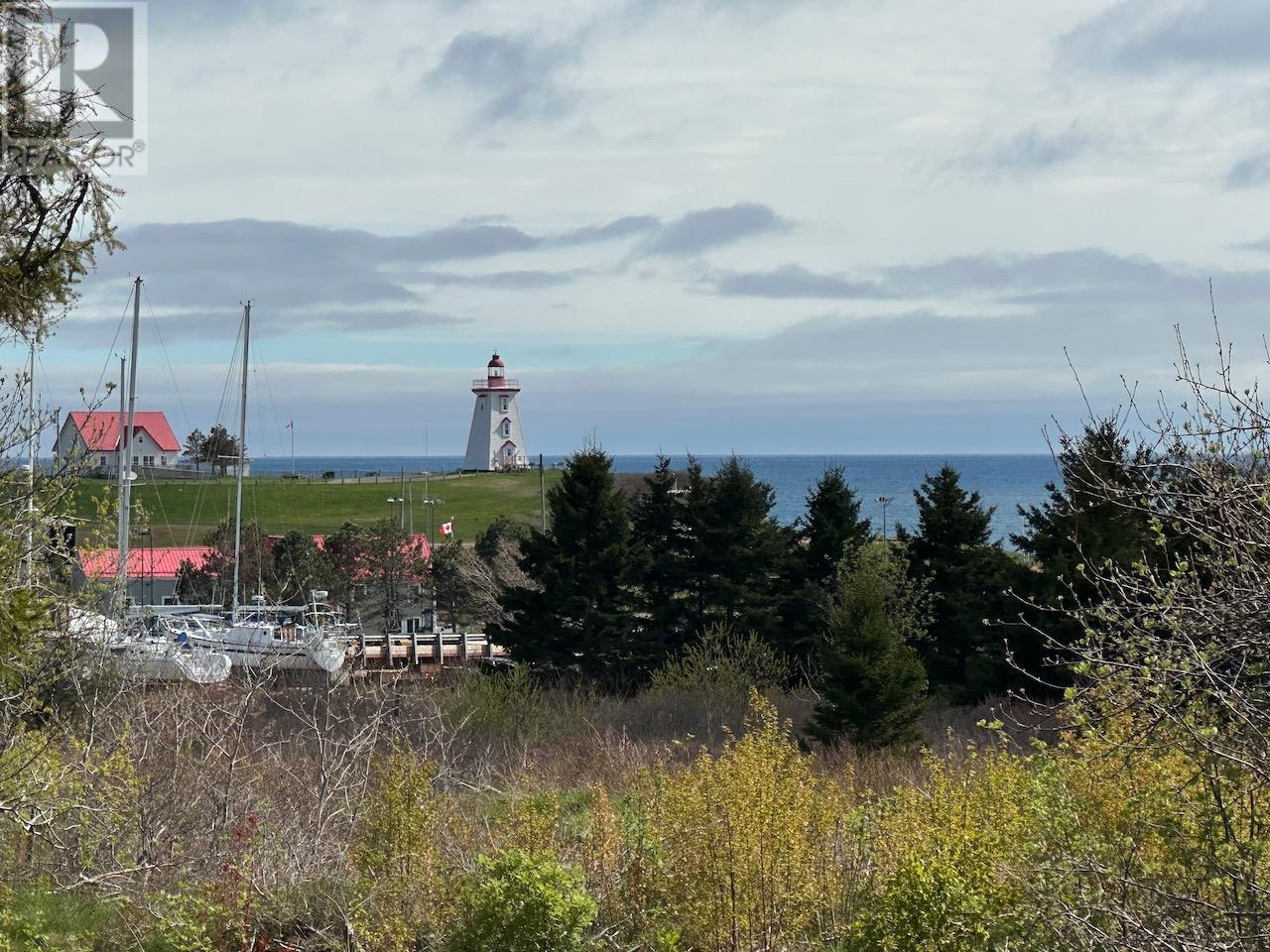 33 Knights Avenue, Souris, Prince Edward Island  C0A 2B0 - Photo 16 - 202513892