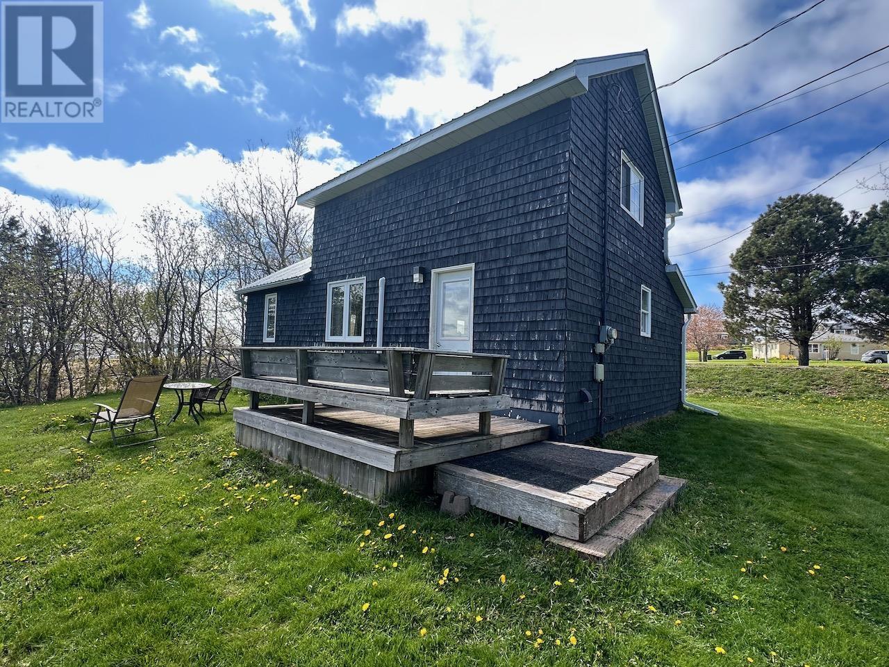 33 Knights Avenue, Souris, Prince Edward Island  C0A 2B0 - Photo 19 - 202513892