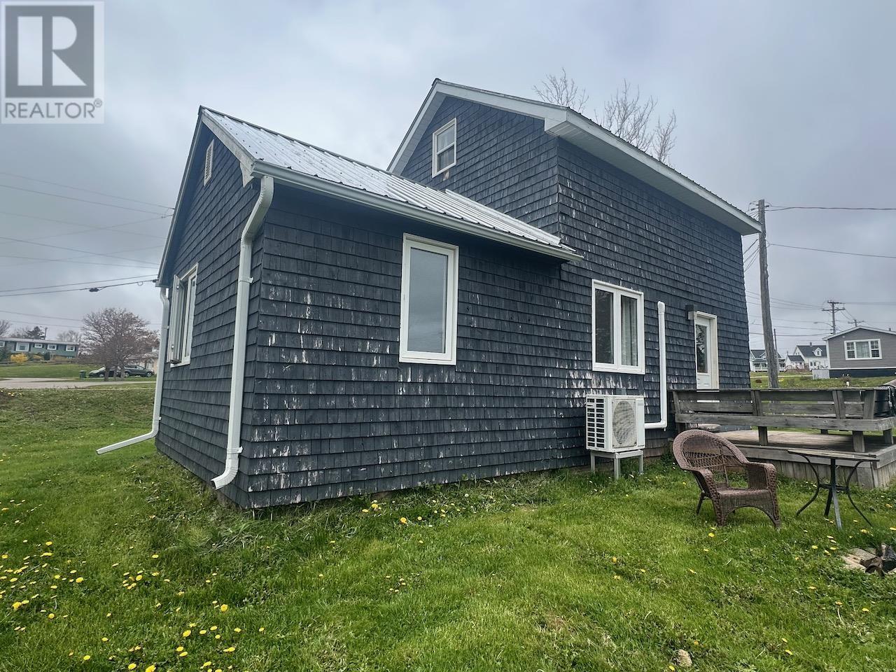 33 Knights Avenue, Souris, Prince Edward Island  C0A 2B0 - Photo 20 - 202513892