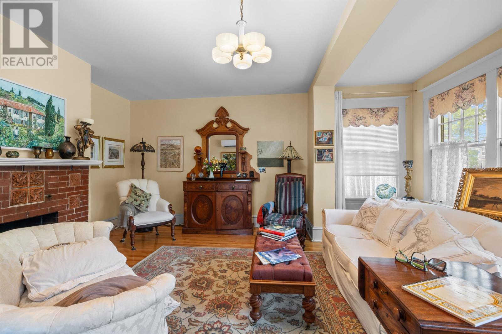 237 & 239 Pownal Street, Charlottetown, Prince Edward Island  C1A 4R4 - Photo 3 - 202514106