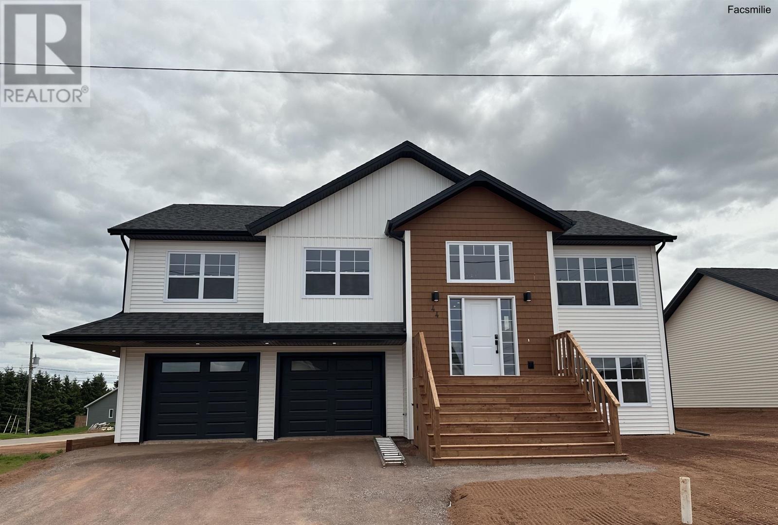 25 Hudson Avenue, Charlottetown, Prince Edward Island  C1E 3W1 - Photo 1 - 202514130