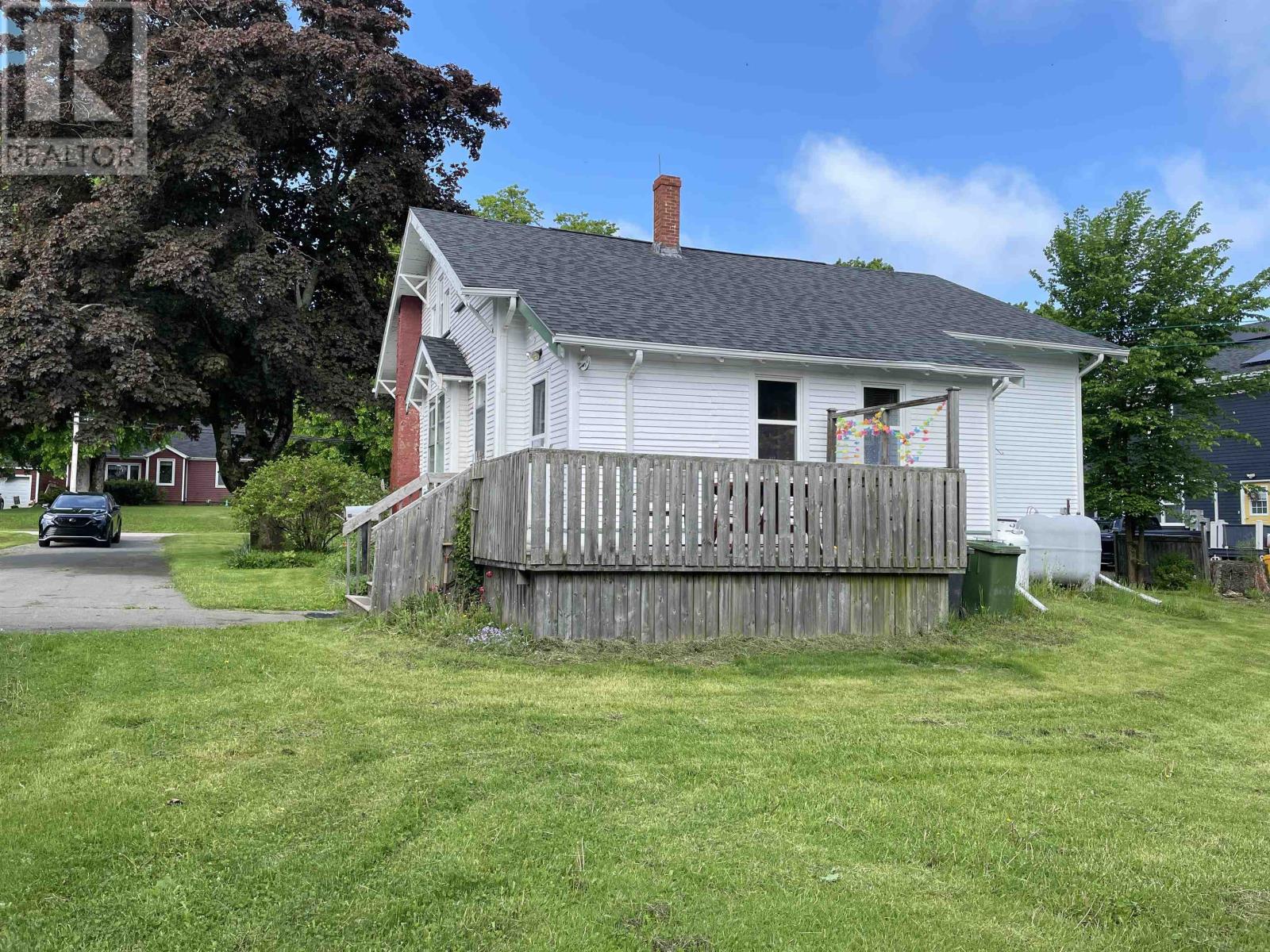 77 Broadway Street, Kensington, Prince Edward Island  C0B 1M0 - Photo 14 - 202514302