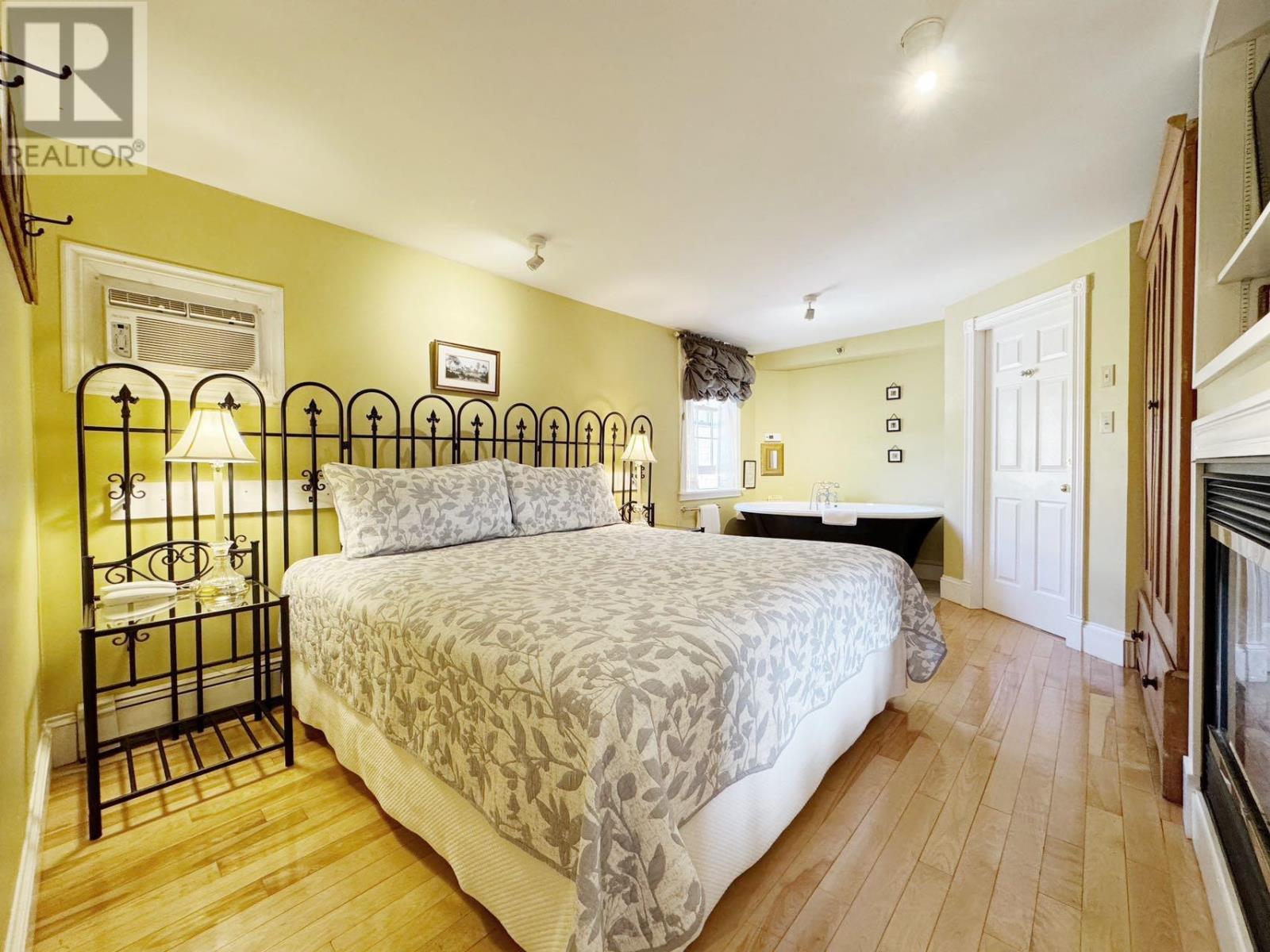 49-51 Fitzroy Street, Charlottetown, Prince Edward Island  C1A 1R4 - Photo 16 - 202514408