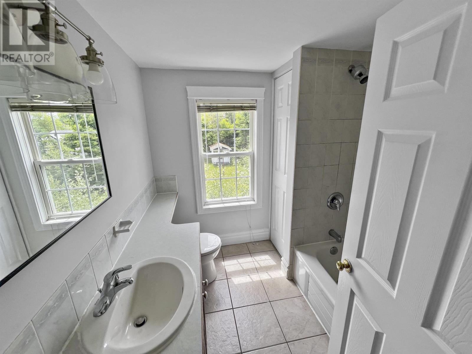 204 Belvedere Avenue, Charlottetown, Prince Edward Island  C1A 2Z3 - Photo 10 - 202514436