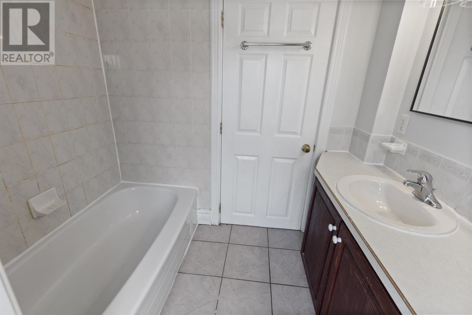 204 Belvedere Avenue, Charlottetown, Prince Edward Island  C1A 2Z3 - Photo 12 - 202514436