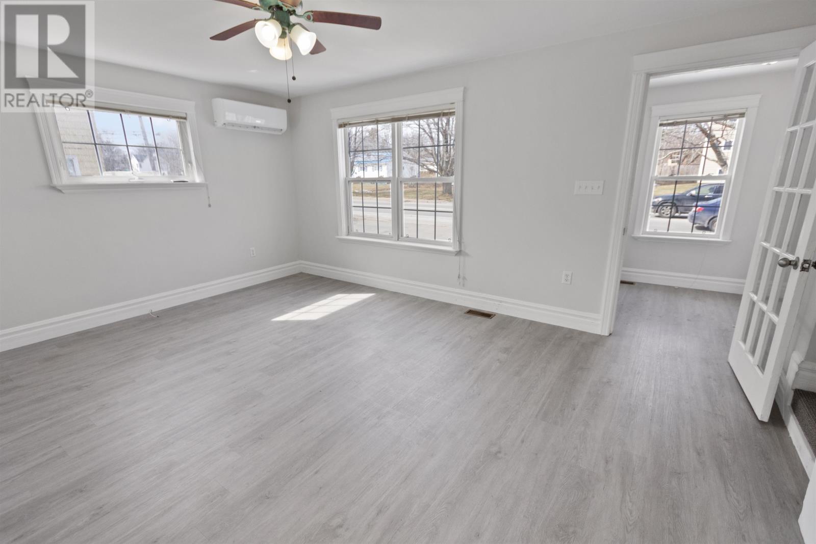 204 Belvedere Avenue, Charlottetown, Prince Edward Island  C1A 2Z3 - Photo 5 - 202514436