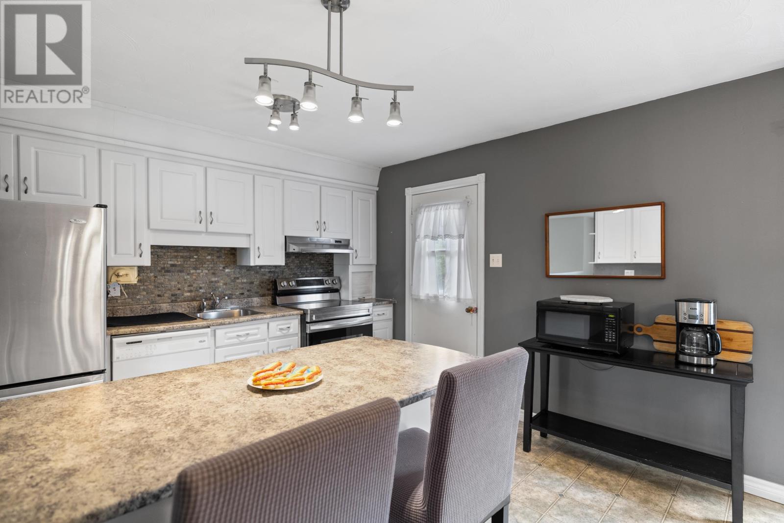 21 Tamarac Avenue, Charlottetown, Prince Edward Island  C1A 6T2 - Photo 12 - 202514543