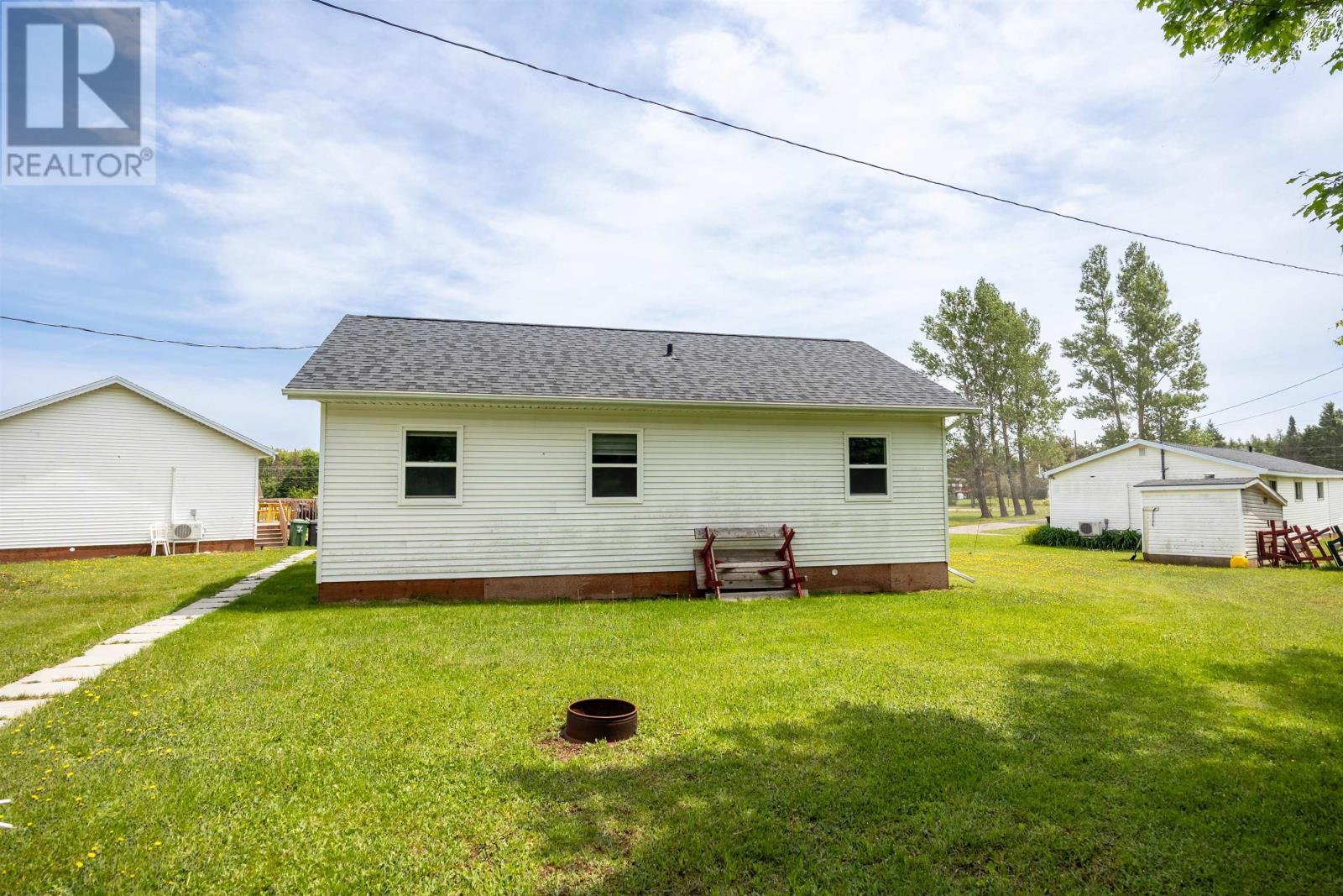 30 Shady Acres Drive, Brackley Beach, Prince Edward Island  C1E 2X4 - Photo 17 - 202514570
