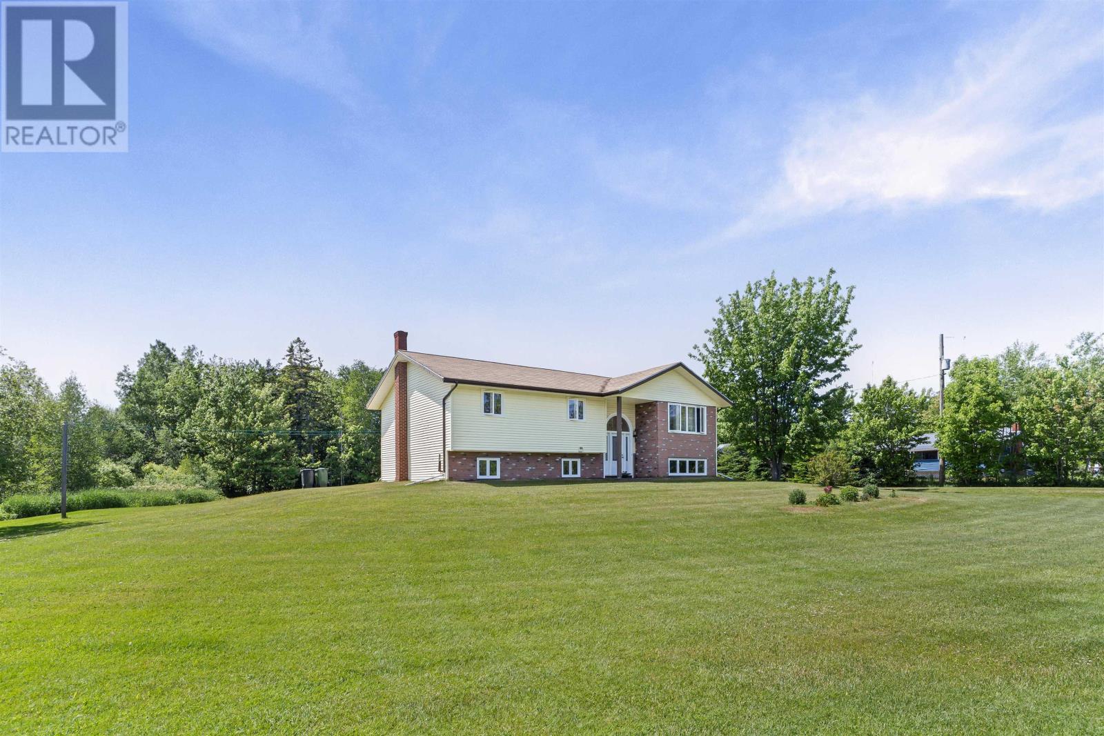 10509 Rte 14, Elmsdale, Prince Edward Island  C0B 1K0 - Photo 2 - 202514875