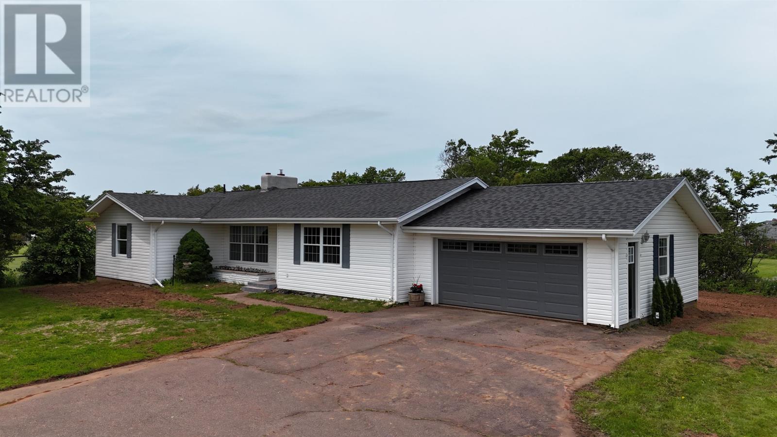 2089 Rte 1a, Central Bedeque, Prince Edward Island  C0B 1G0 - Photo 1 - 202515000