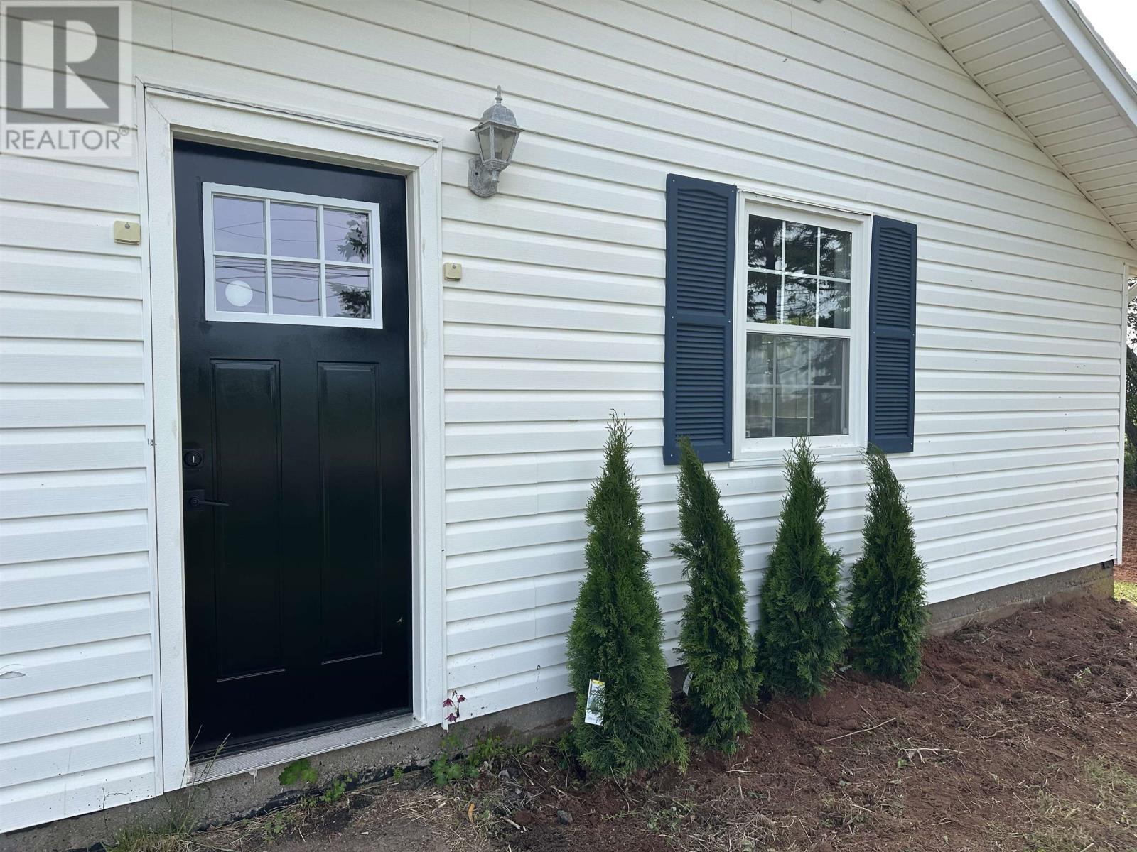 2089 Rte 1a, Central Bedeque, Prince Edward Island  C0B 1G0 - Photo 5 - 202515000