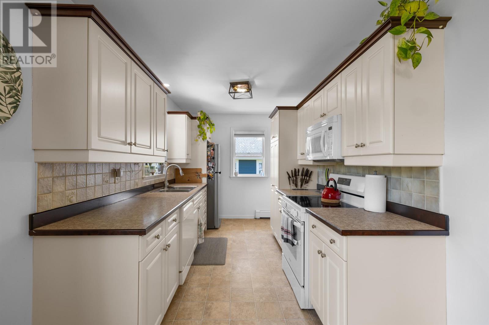 30 Maplewood Drive, Summerside, Prince Edward Island  C1N 5E6 - Photo 14 - 202515004