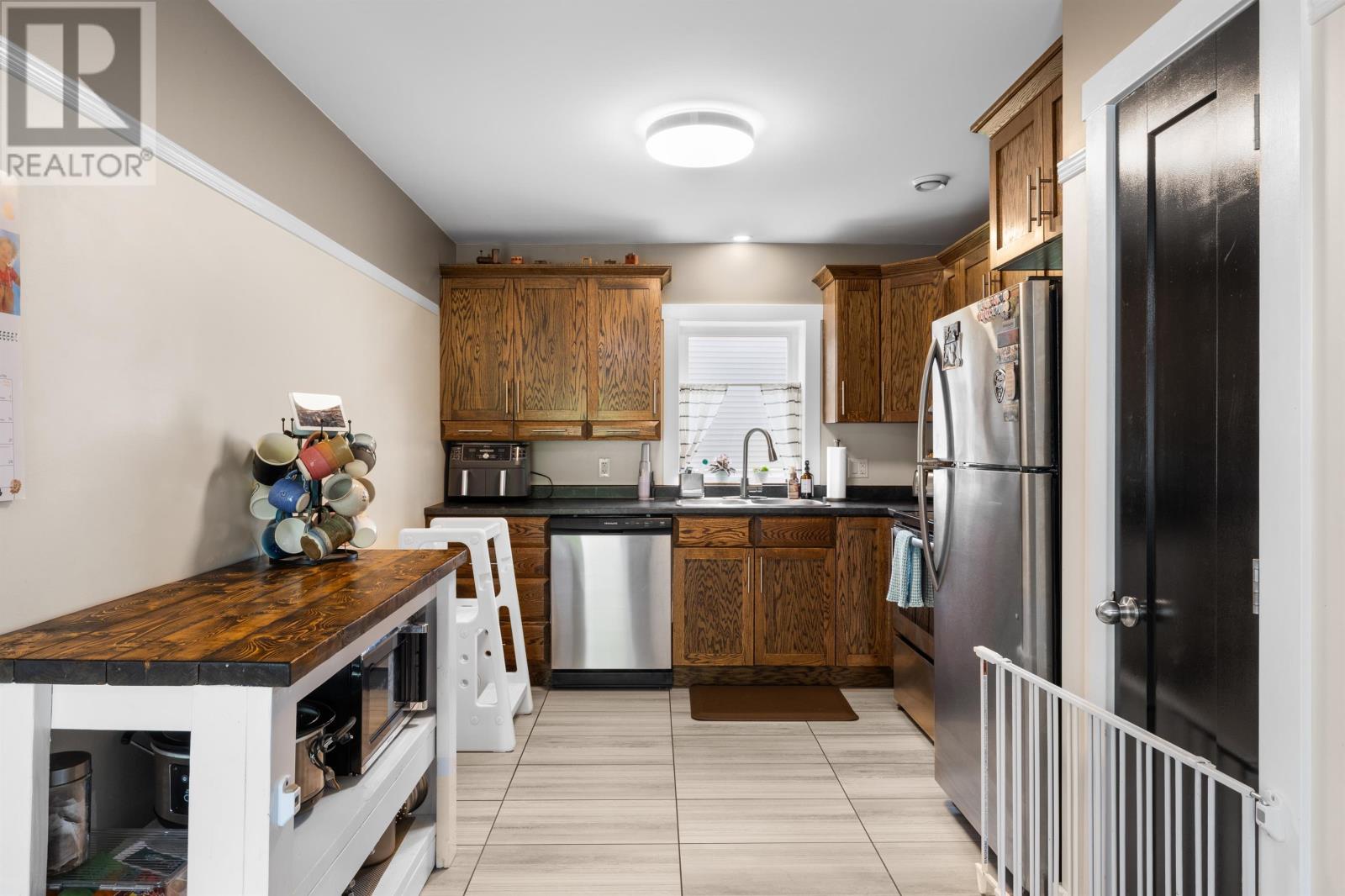 220 Hollis Avenue, Stratford, Prince Edward Island  C1B 1P3 - Photo 15 - 202515012