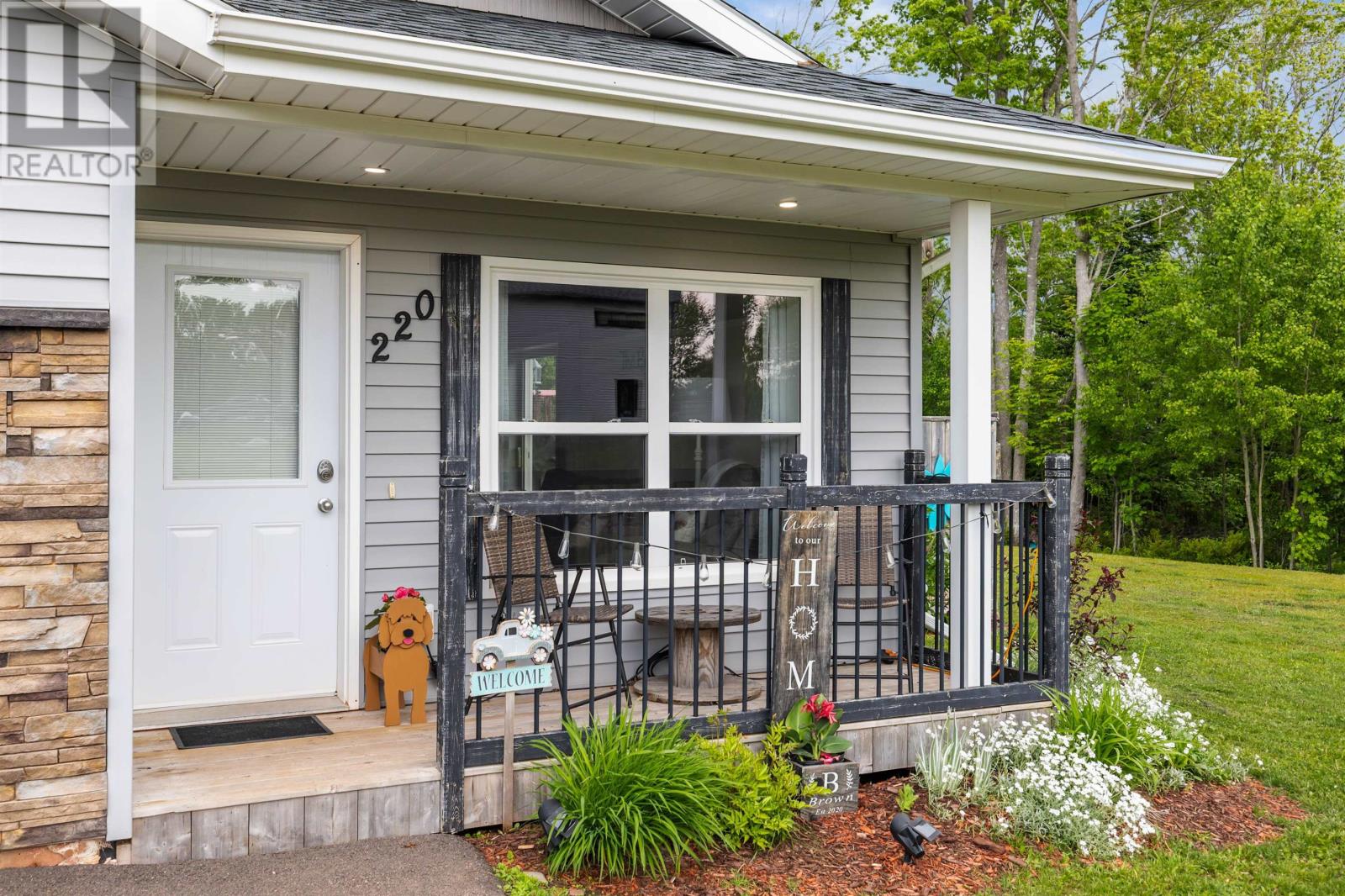 220 Hollis Avenue, Stratford, Prince Edward Island  C1B 1P3 - Photo 4 - 202515012