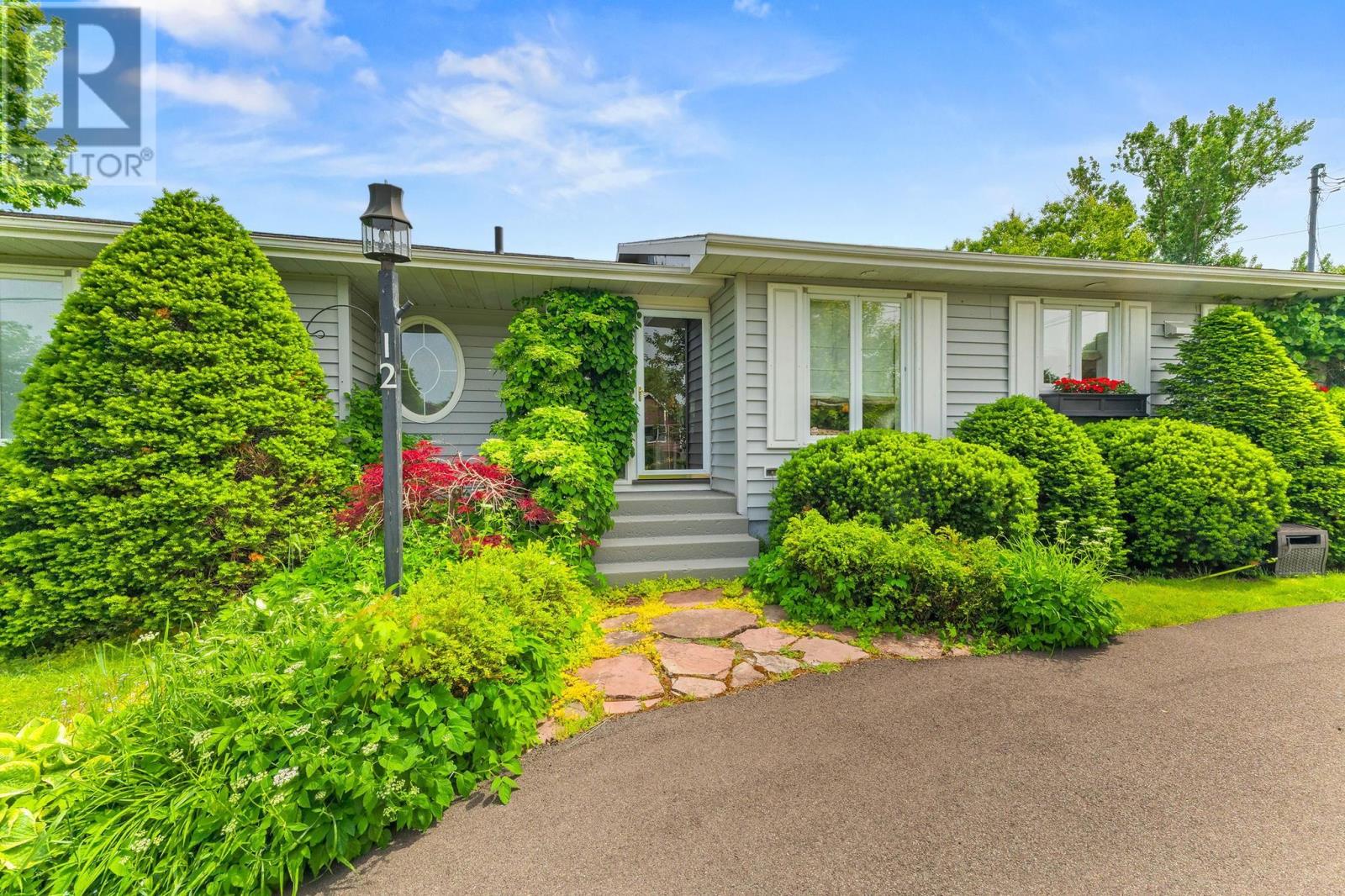 12 Westhill Drive, Charlottetown, Prince Edward Island  C1E 1N8 - Photo 2 - 202515146