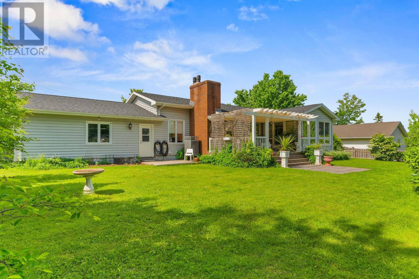 12 Westhill Drive, Charlottetown, Prince Edward Island  C1E 1N8 - Photo 38 - 202515146