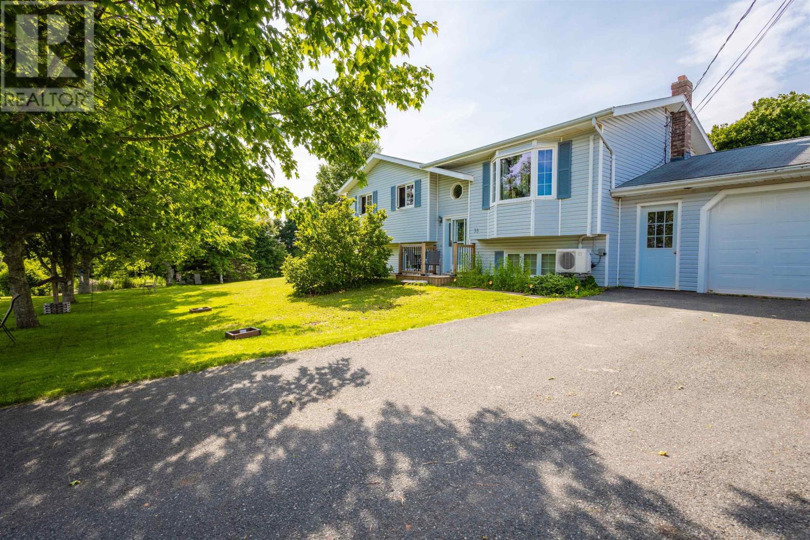 33 Amanda Drive, Charlottetown, Prince Edward Island  C1B 1S9 - Photo 1 - 202515204