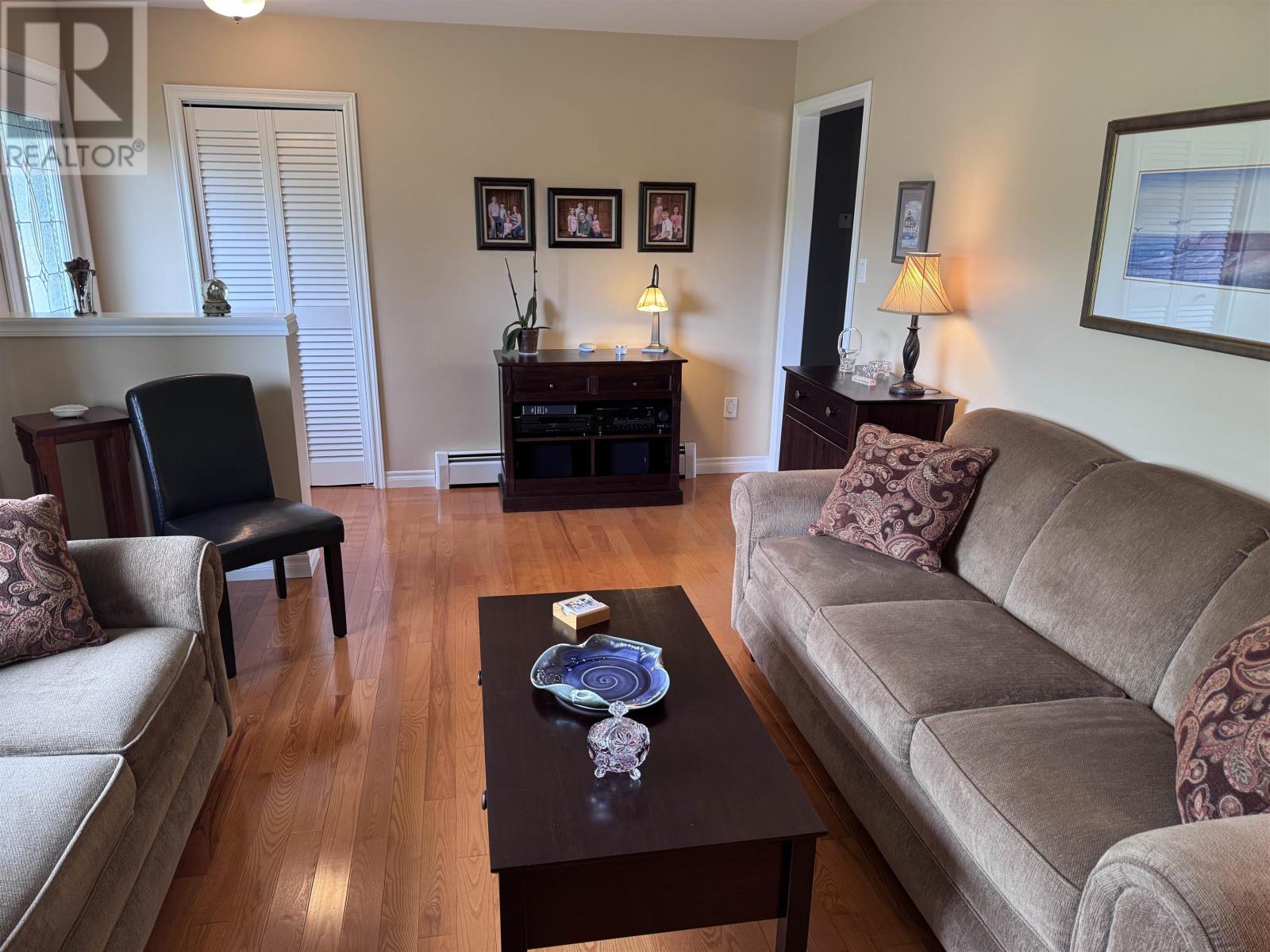 94 York Point Road, Cornwall, Prince Edward Island  C0A 1H8 - Photo 12 - 202515252