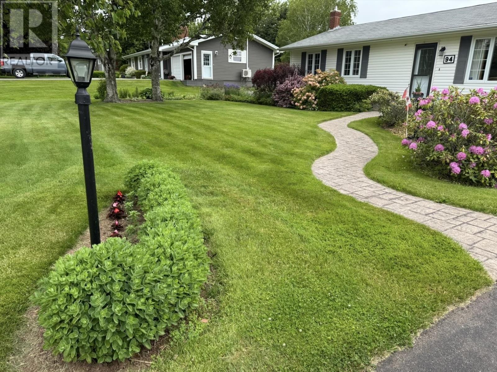 94 York Point Road, Cornwall, Prince Edward Island  C0A 1H8 - Photo 3 - 202515252