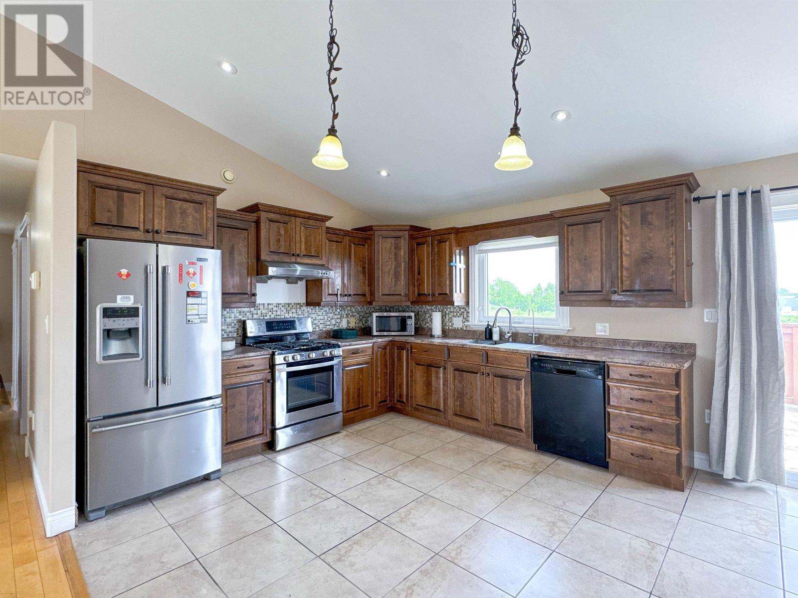 32 Mutch Crescent, Charlottetown, Prince Edward Island  C1E 3G4 - Photo 9 - 202515440