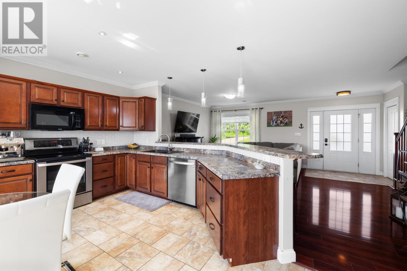 21 Cameron Heights Heights, Stratford, Prince Edward Island  C1B 0A8 - Photo 16 - 202515508