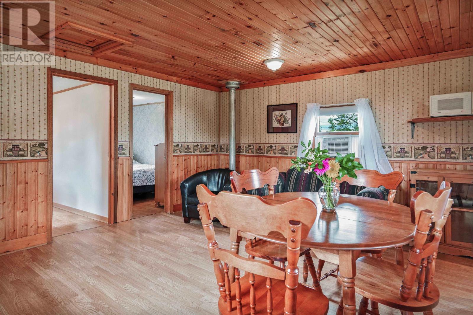 Cottage 3 237 Kayes Road, Deroma Waterfront Cottages, Georgetown Royalty, Prince Edward Island  C0A 1L0 - Photo 11 - 202515539