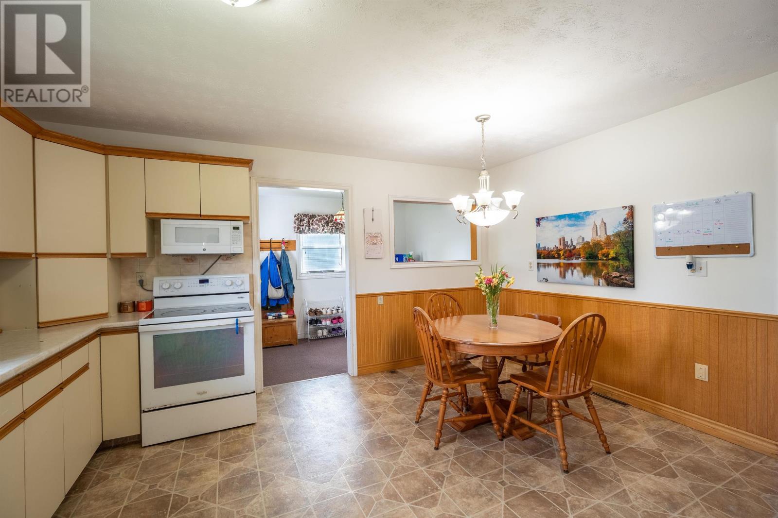 7 Donwood Drive, Charlottetown, Prince Edward Island  C1A 5L1 - Photo 9 - 202515540