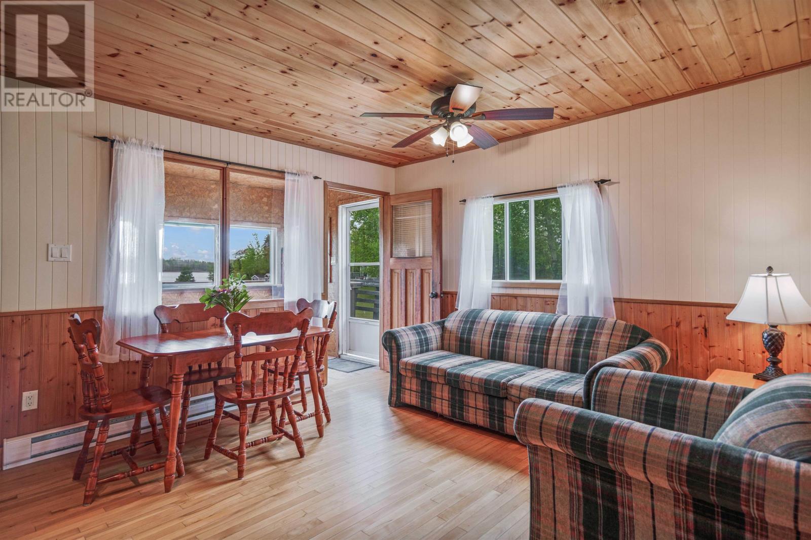 Cottage 6 237 Kayes Road, Deroma Waterfront Cottages, Georgetown Royalty, Prince Edward Island  C0A 1L0 - Photo 10 - 202515541